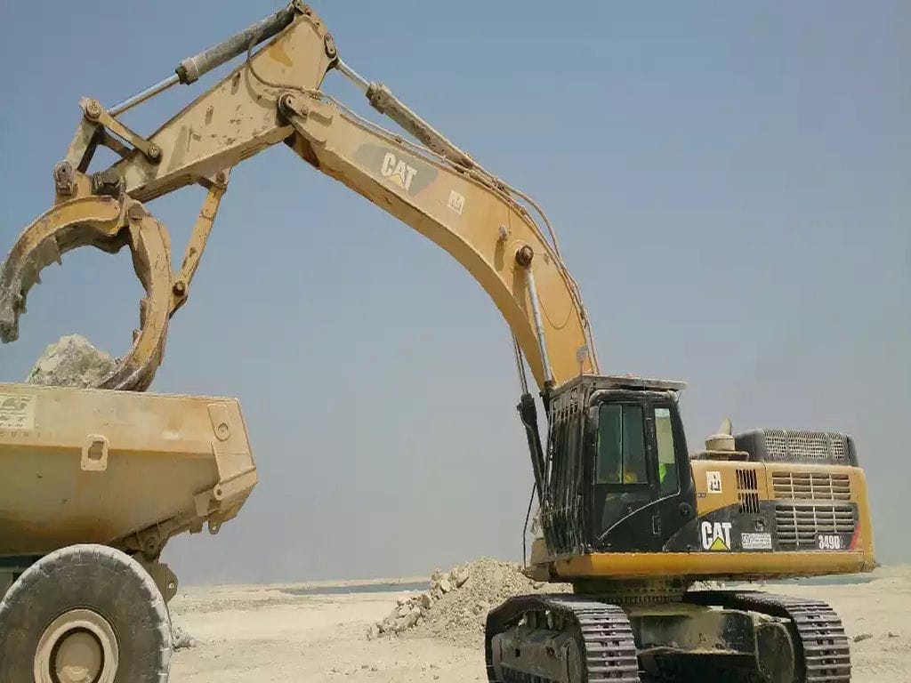 349D EXCAVATOR