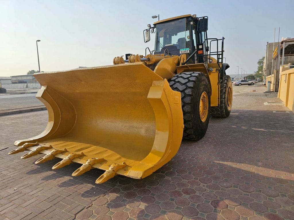 980H WHEEL LOADER - CUSTOM BUCKET